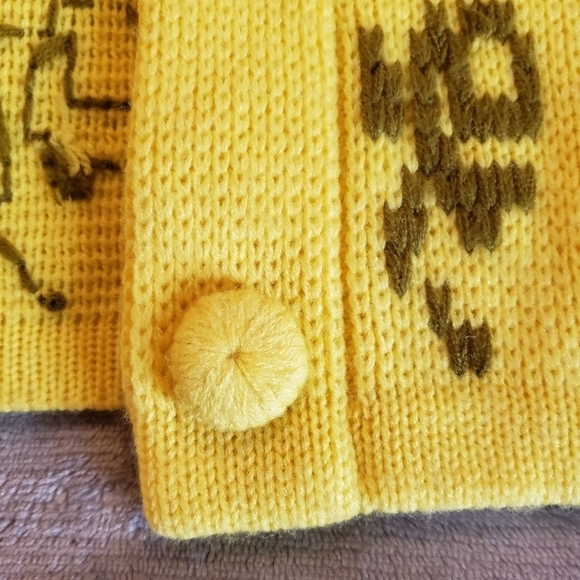 Vintage 50s hand loomed yellow sweater cardigan - Picture 6 of 10